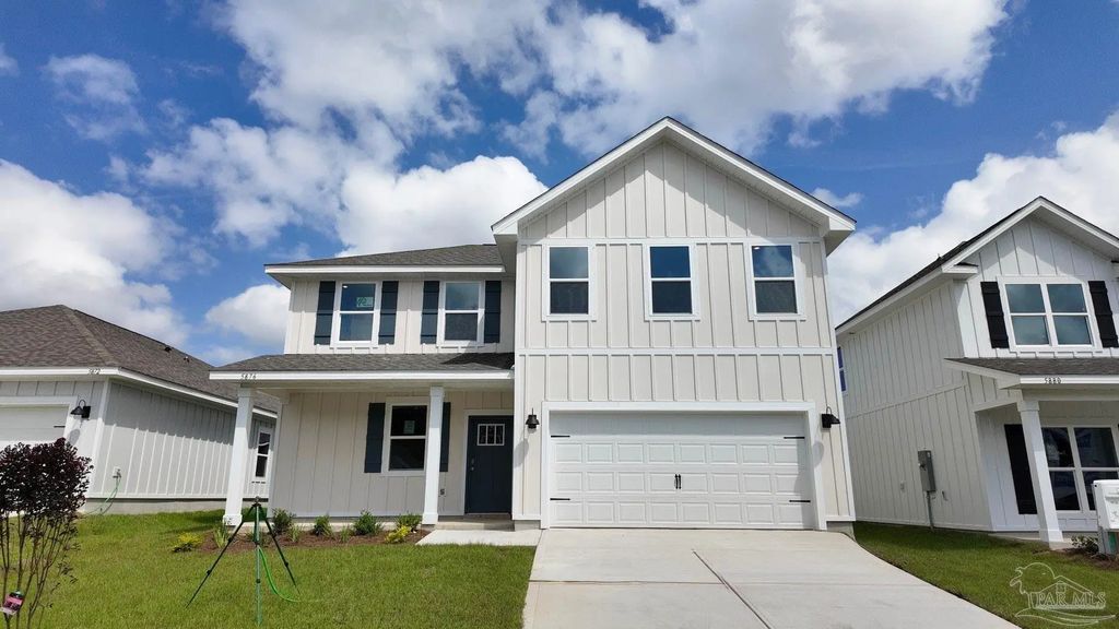 5876 Tripletail Dr, Milton