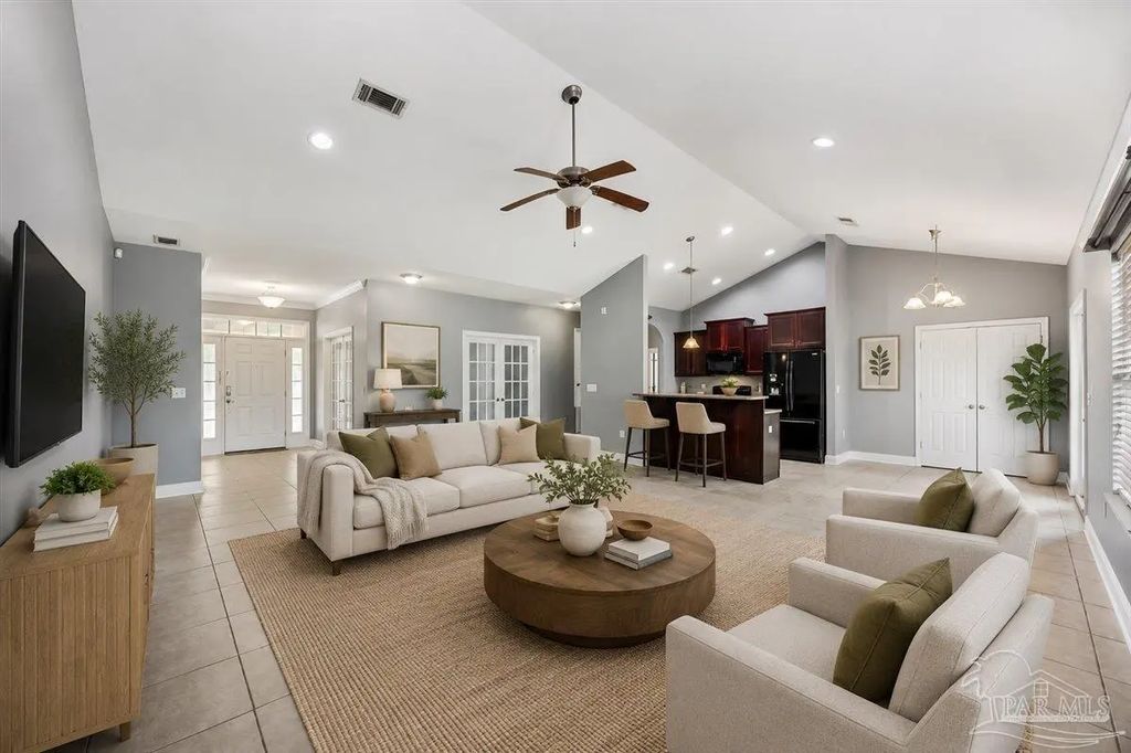 3625 Pearl Ct, Navarre