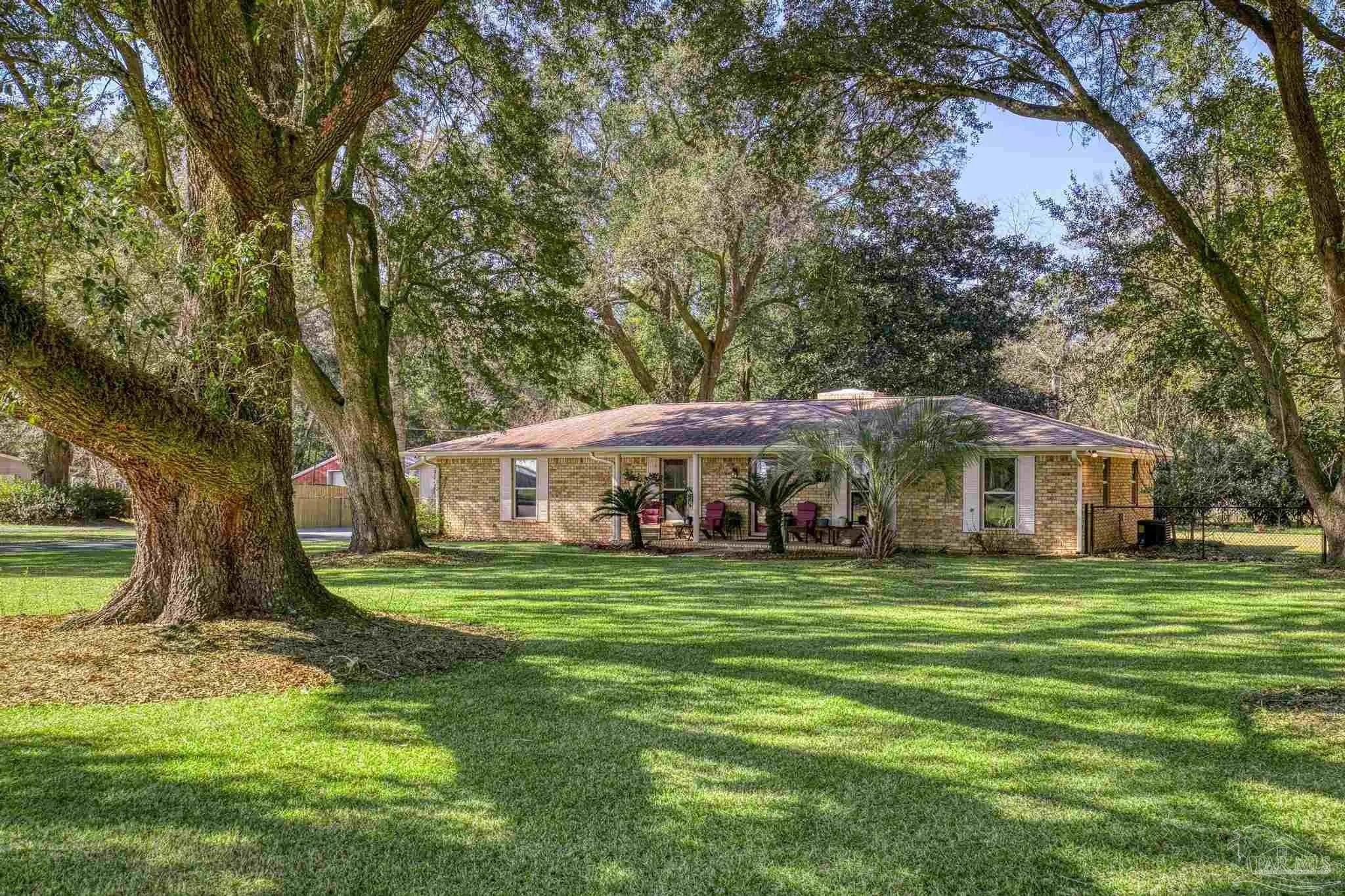 Photo of Listing #677238