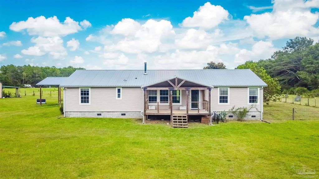 390 Brooks Rd, Baker