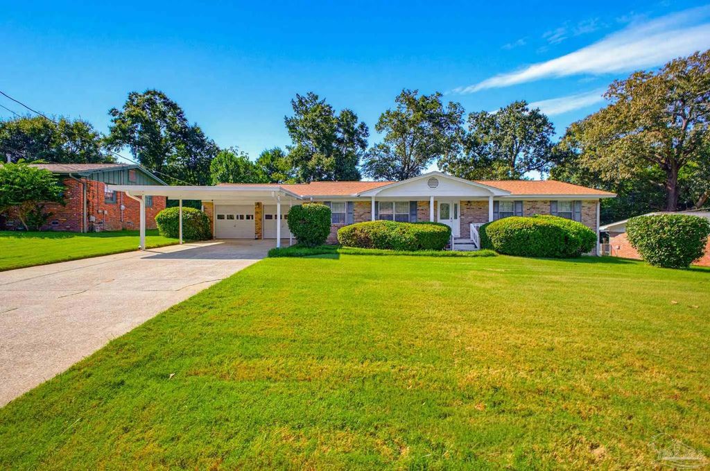 6213 Sarah Dr, Pensacola