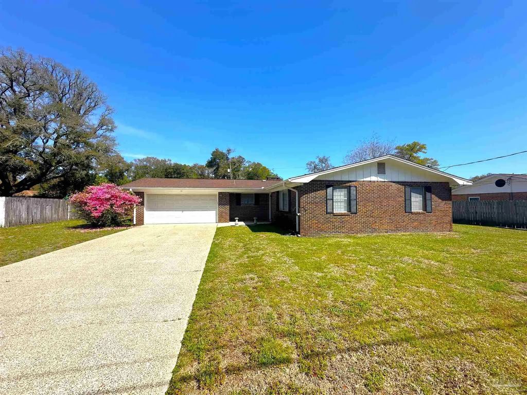 510 N 70th Ave, Pensacola