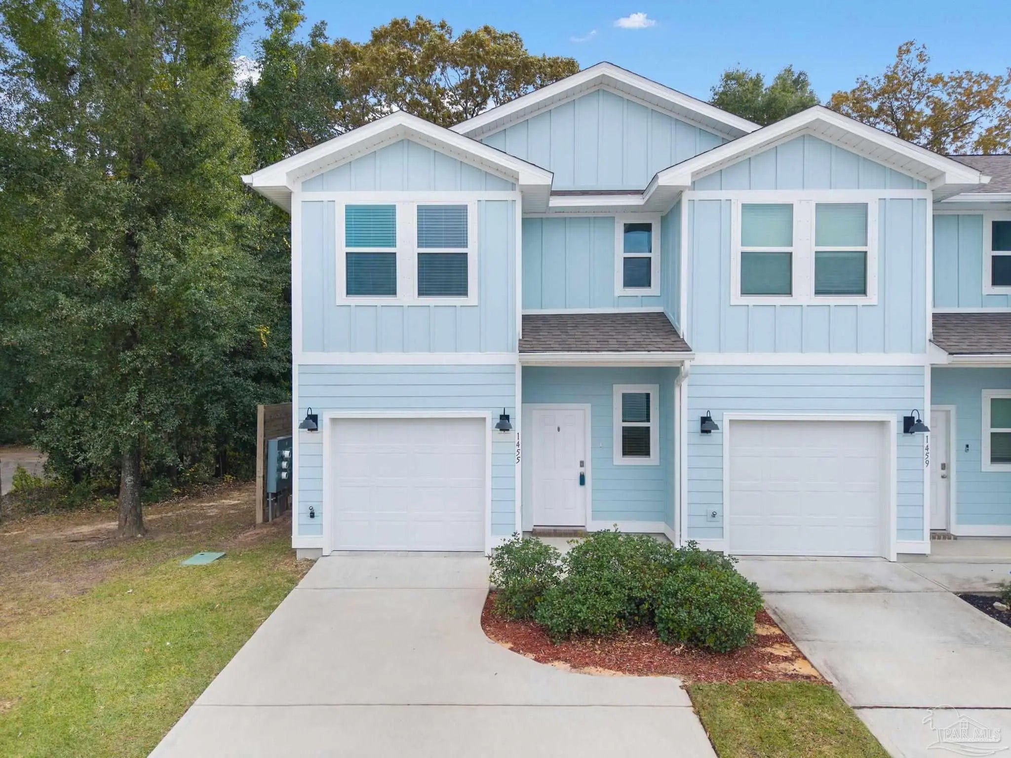 Photo of Listing #674890