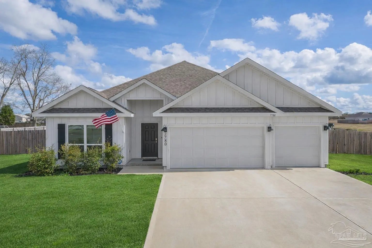 Photo of Listing #677586