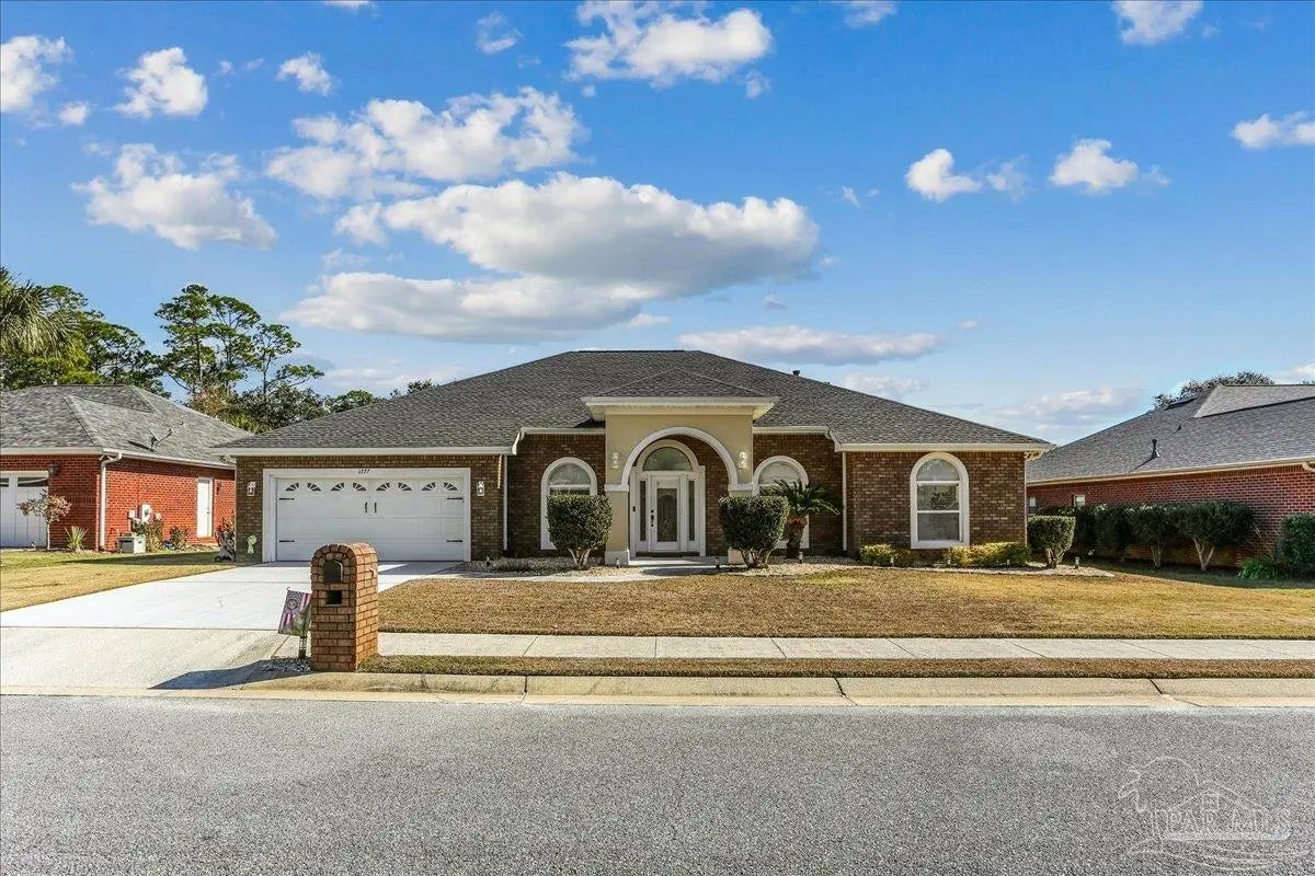 Photo of Listing #677033