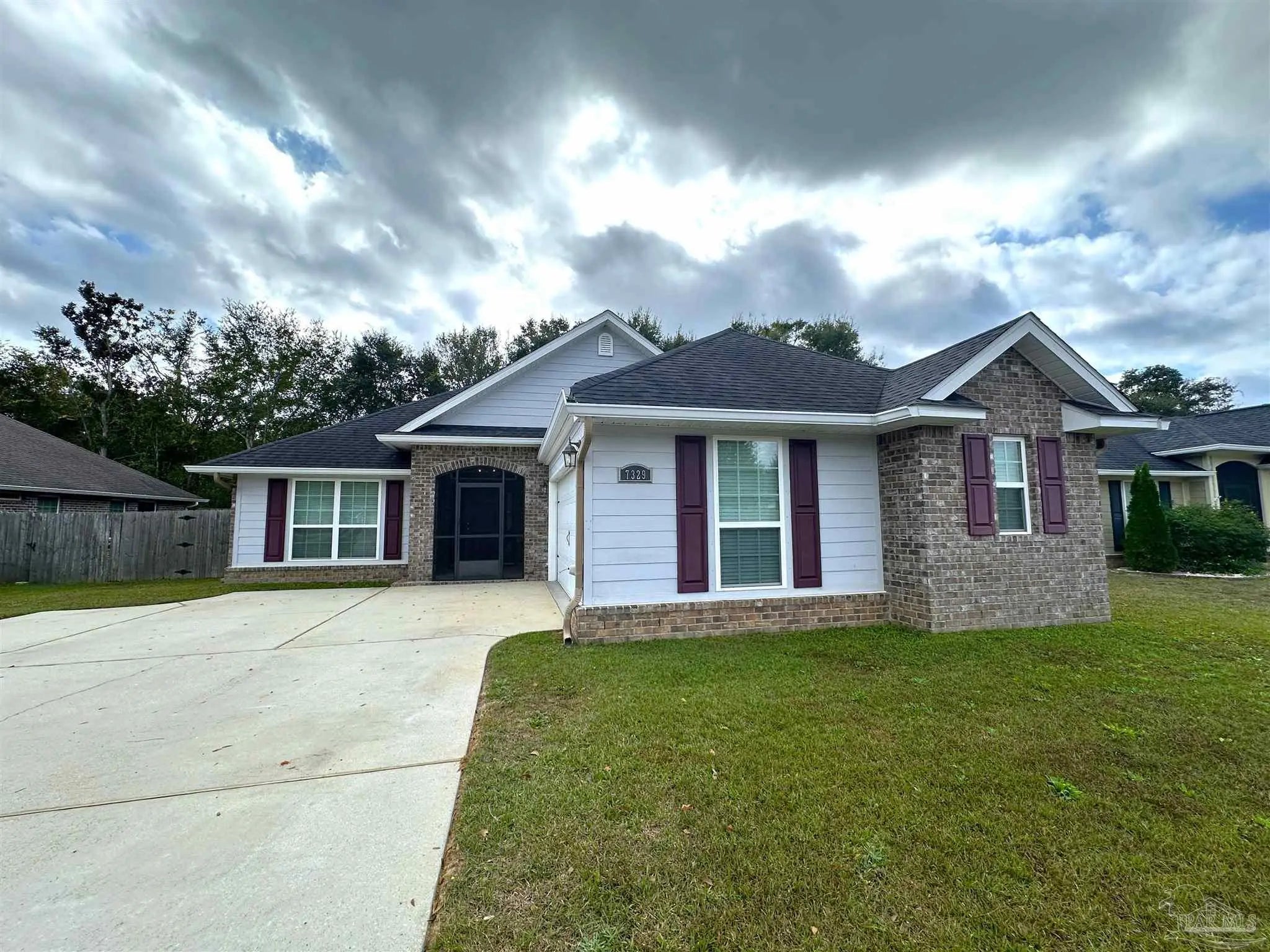 Photo of Listing #674539