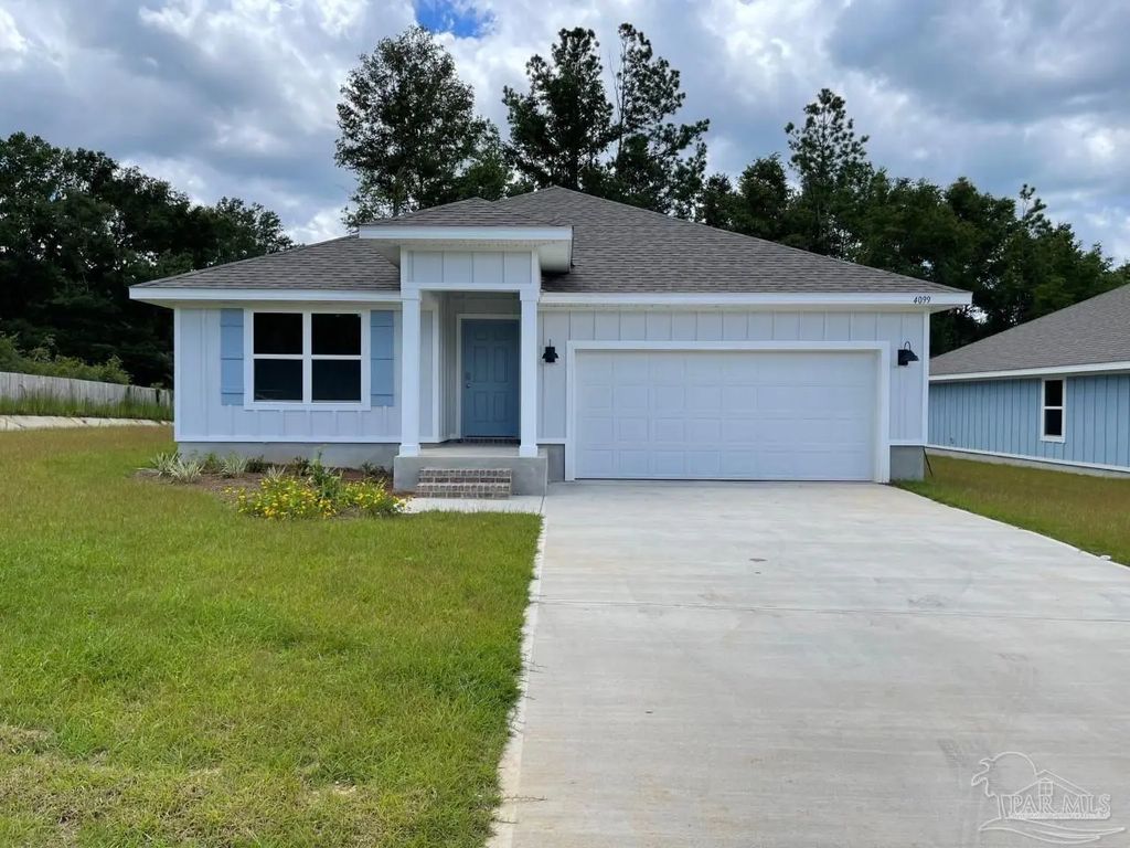 4099 Whitetail Ln, Pensacola