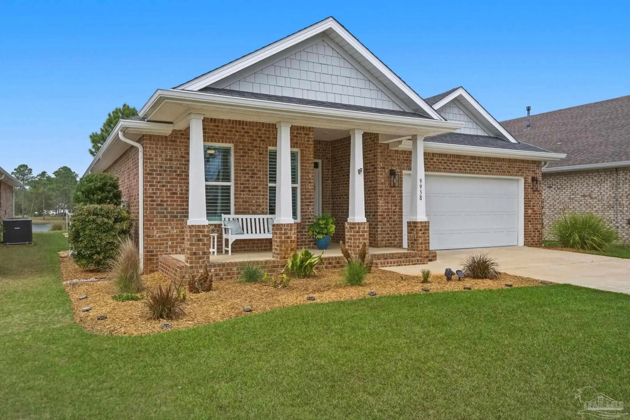 Photo of Listing #679200