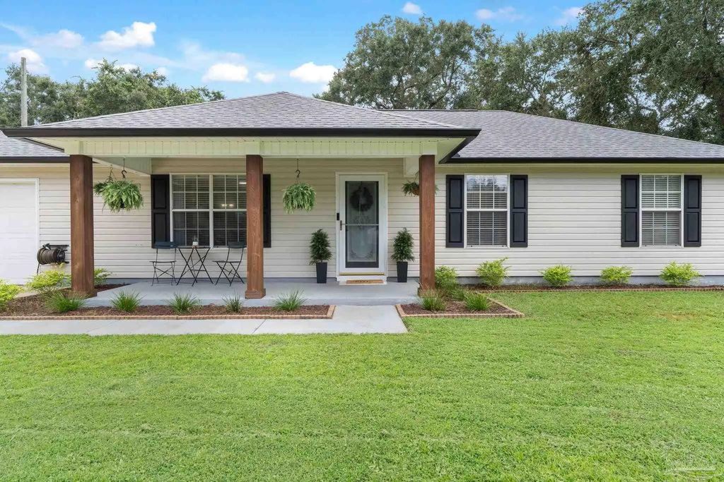 2317 Langston St, Pensacola
