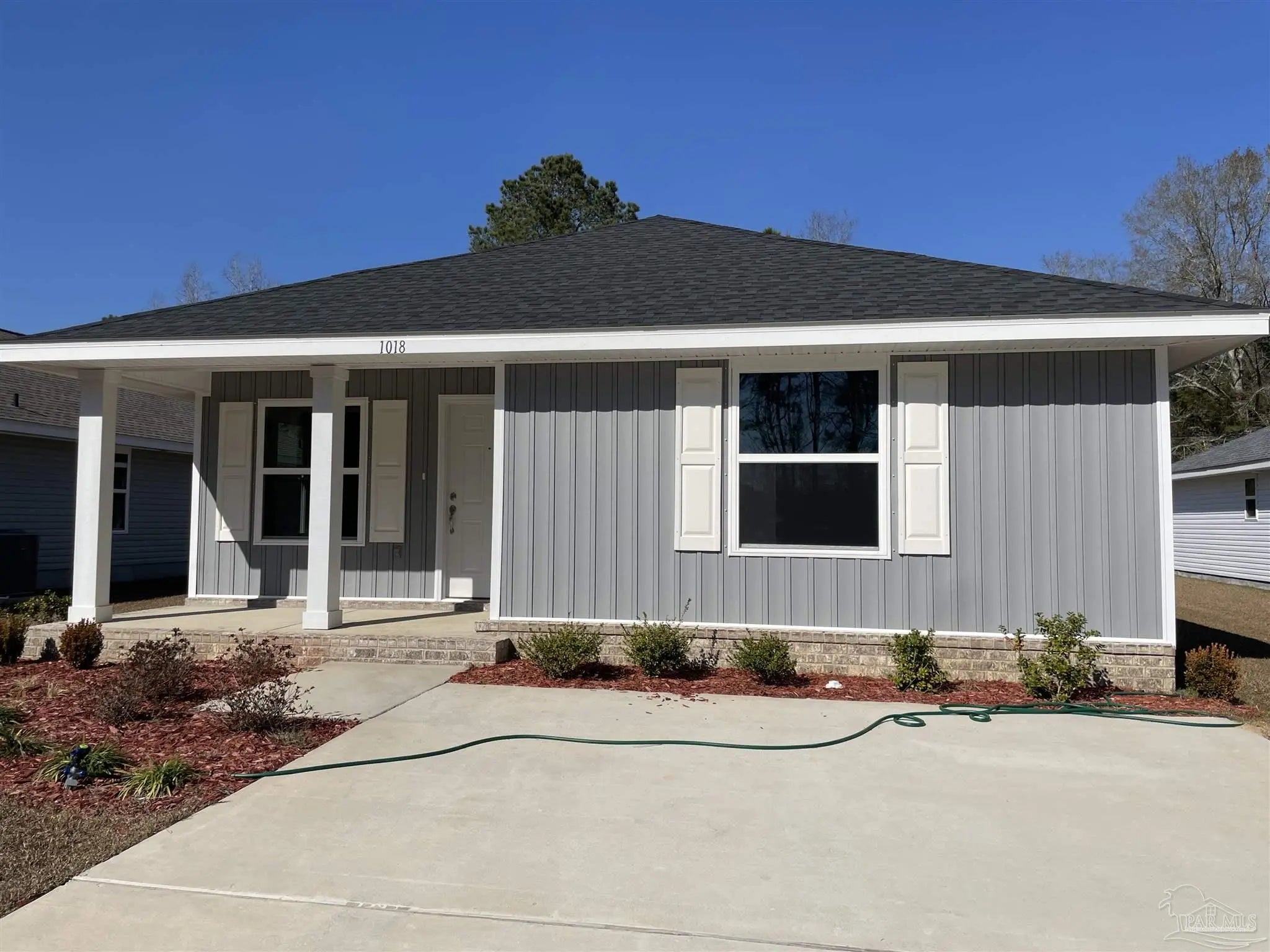 Photo of Listing #651814