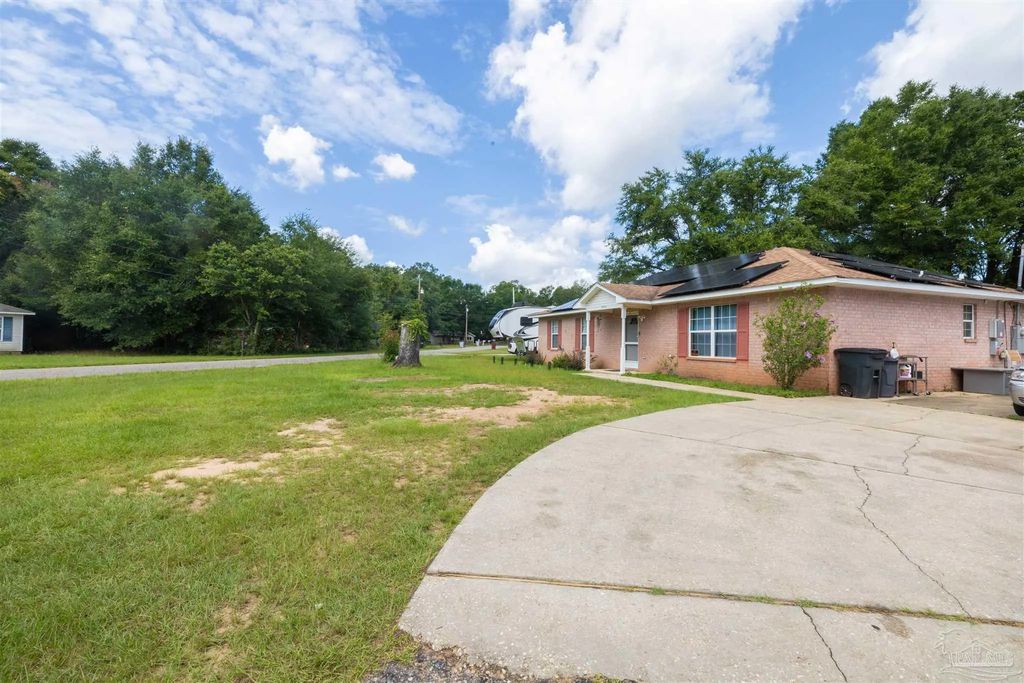 4351 Castille Ct, Pace