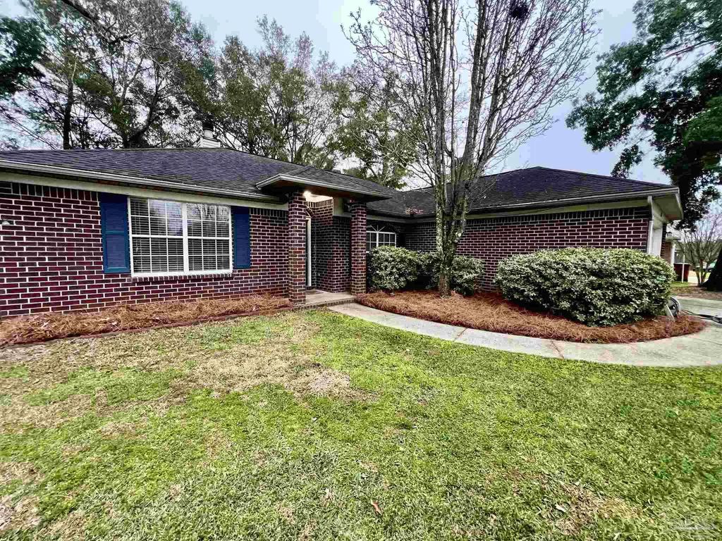 4316 Bayou Ridge Dr, Pace