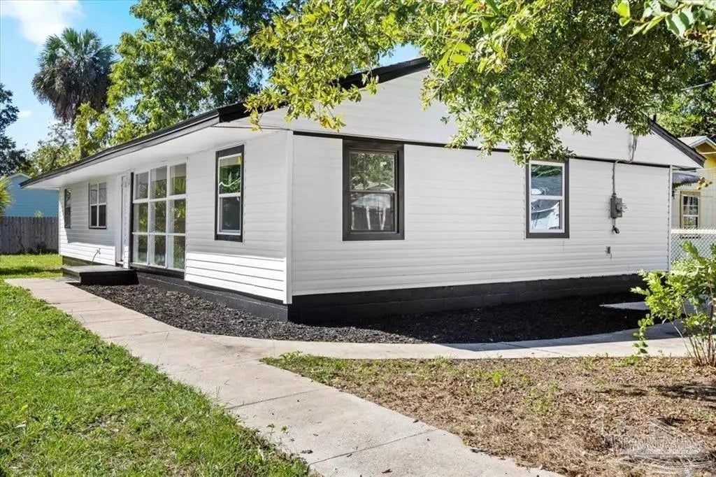 Photo of Listing #678620