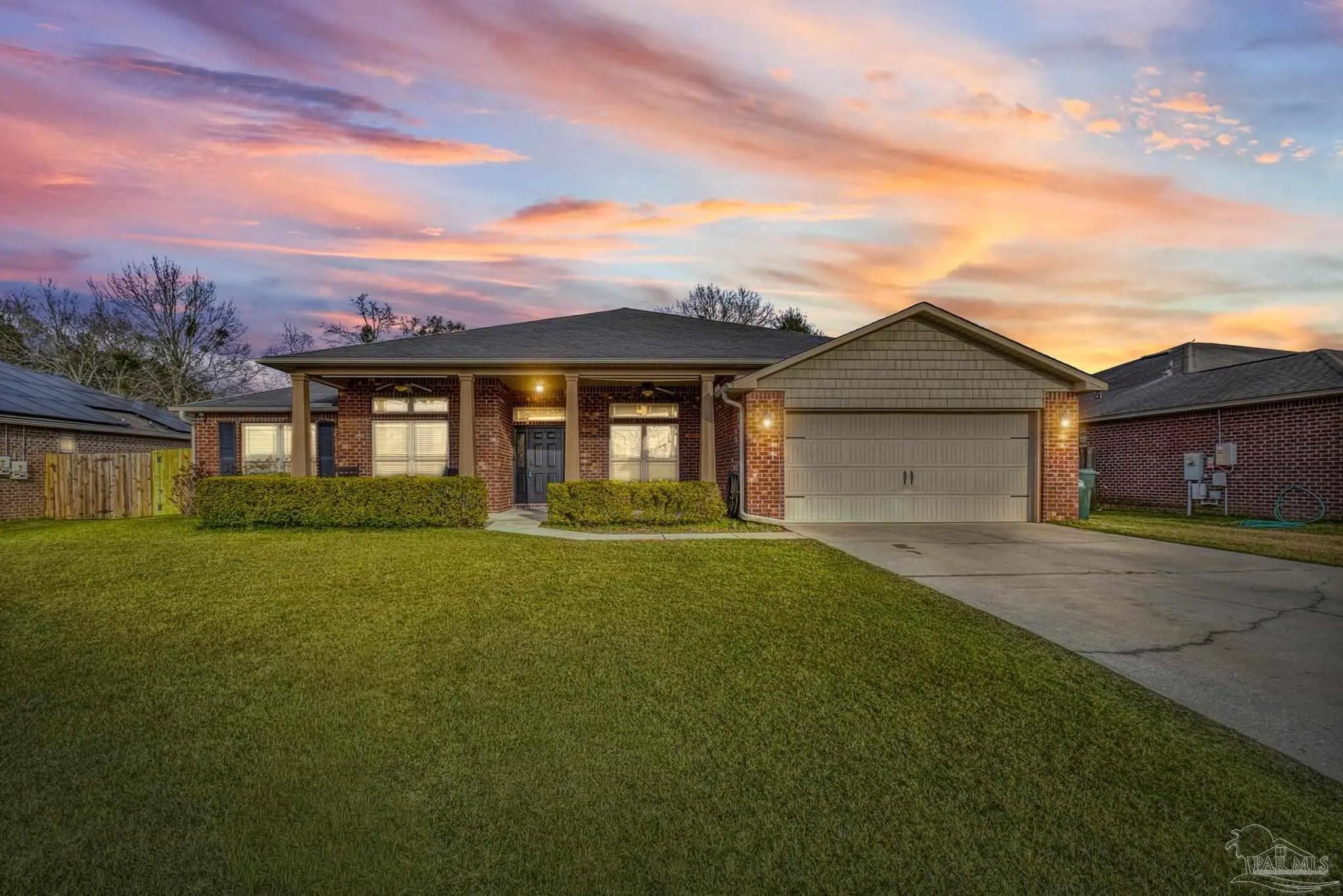 Photo of Listing #678442