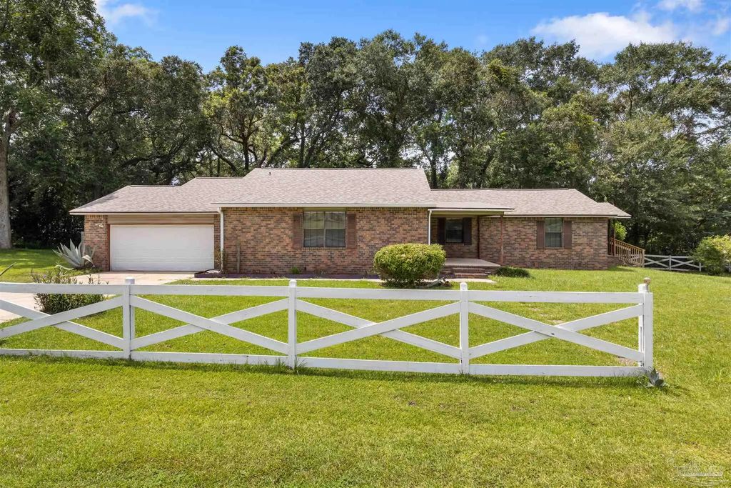 601 Booker St, Cantonment