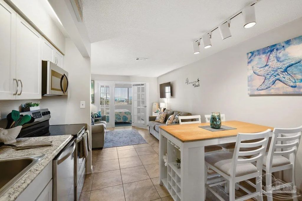 7453 Sunset Harbor Dr #2-302, Navarre Beach