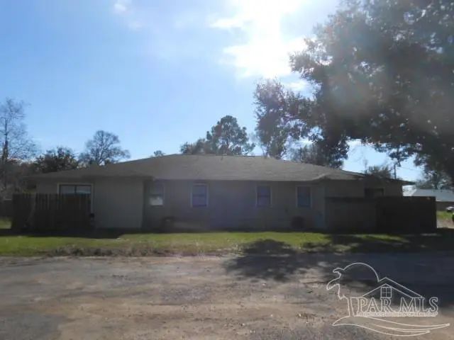 Photo of Listing #689178