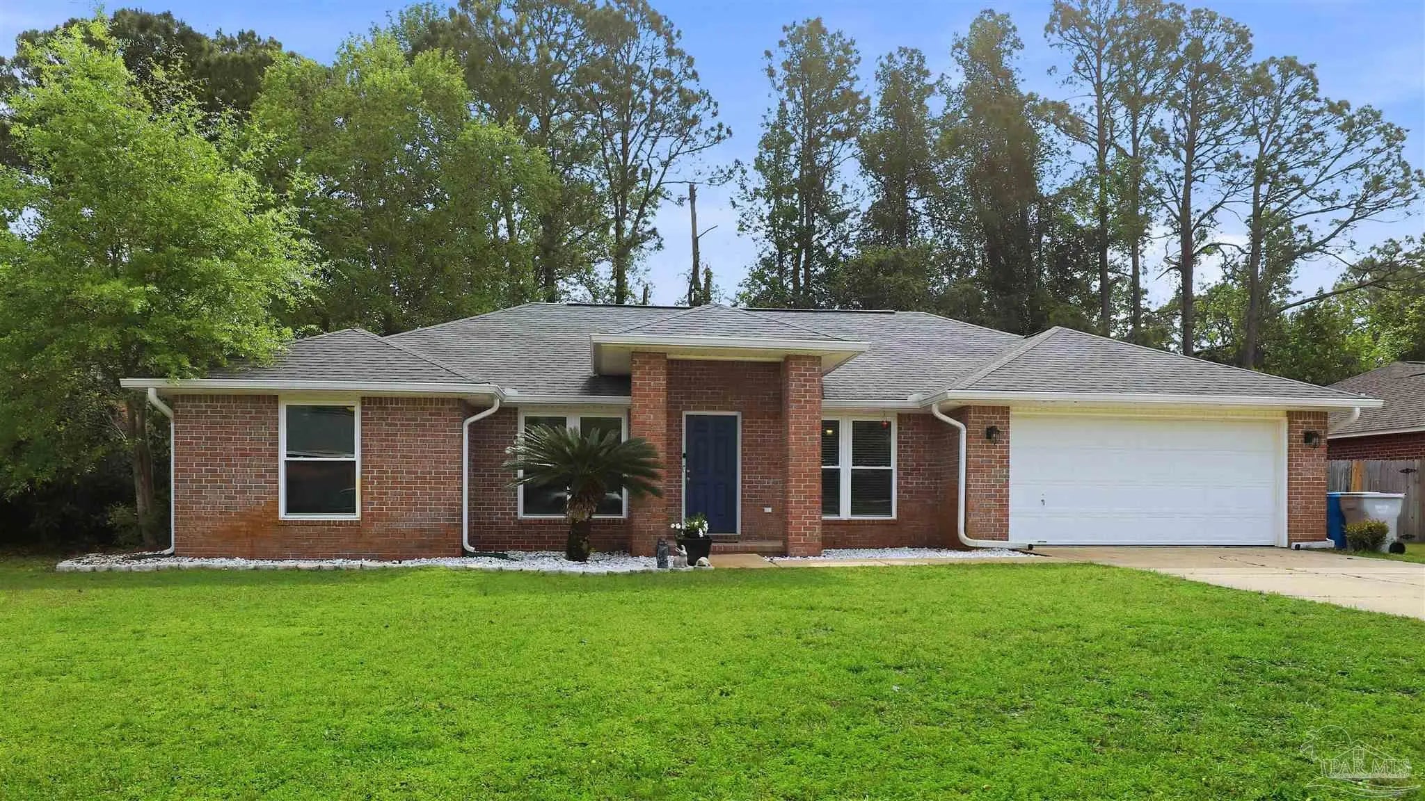 Photo of Listing #680610