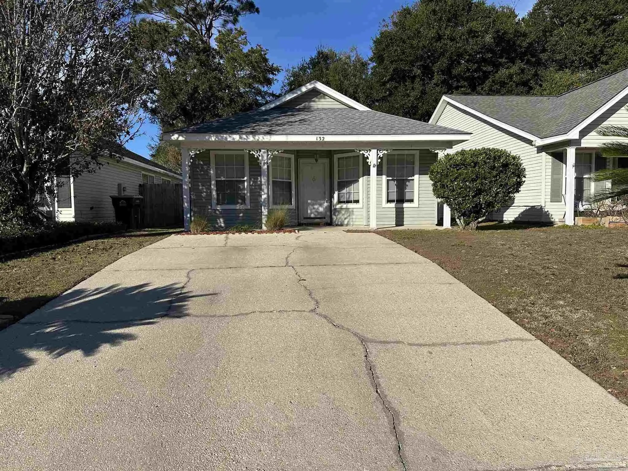 Photo of Listing #674892