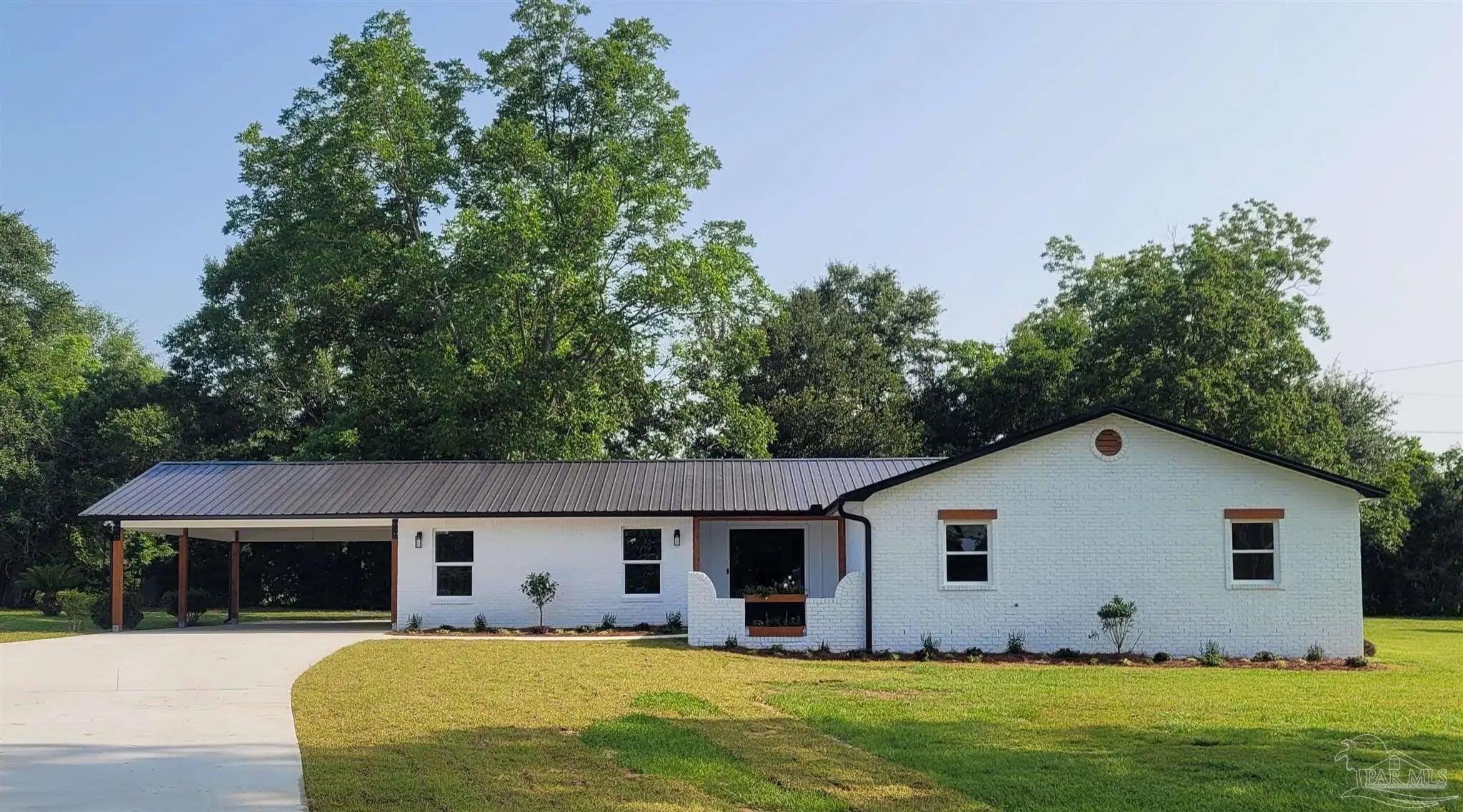 Photo of Listing #667465