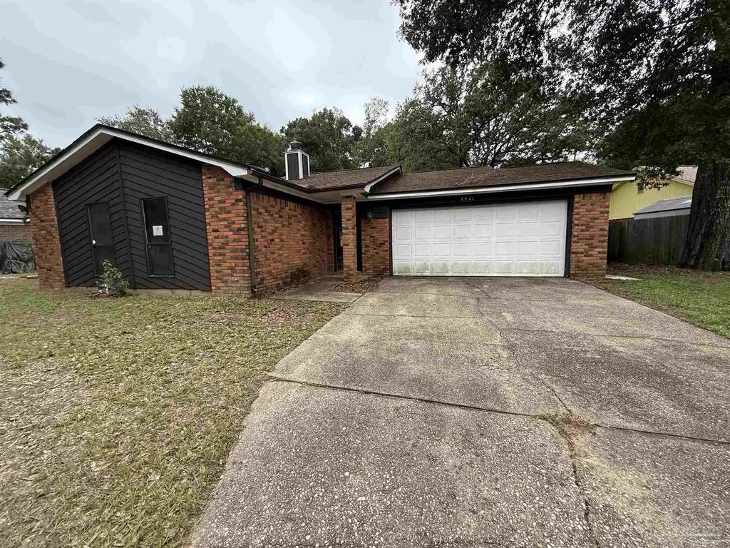 7471 Northpointe Blvd, Pensacola