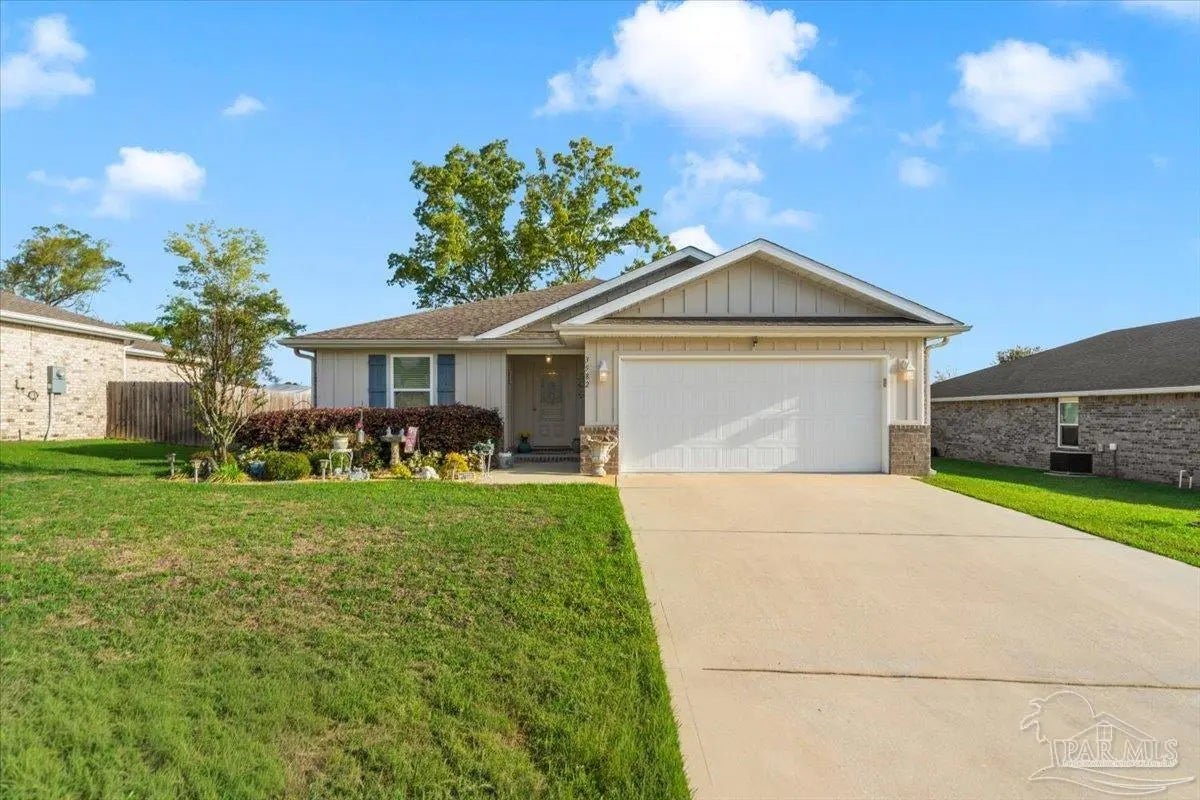 Photo of Listing #680243