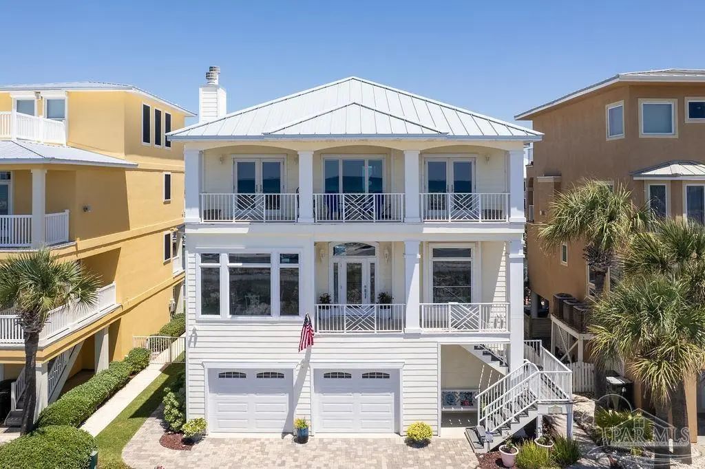 1044 Ft Pickens Rd, Pensacola Beach