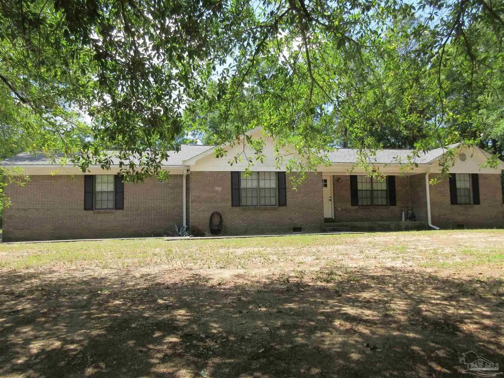5511 Cottonwood Dr, Milton