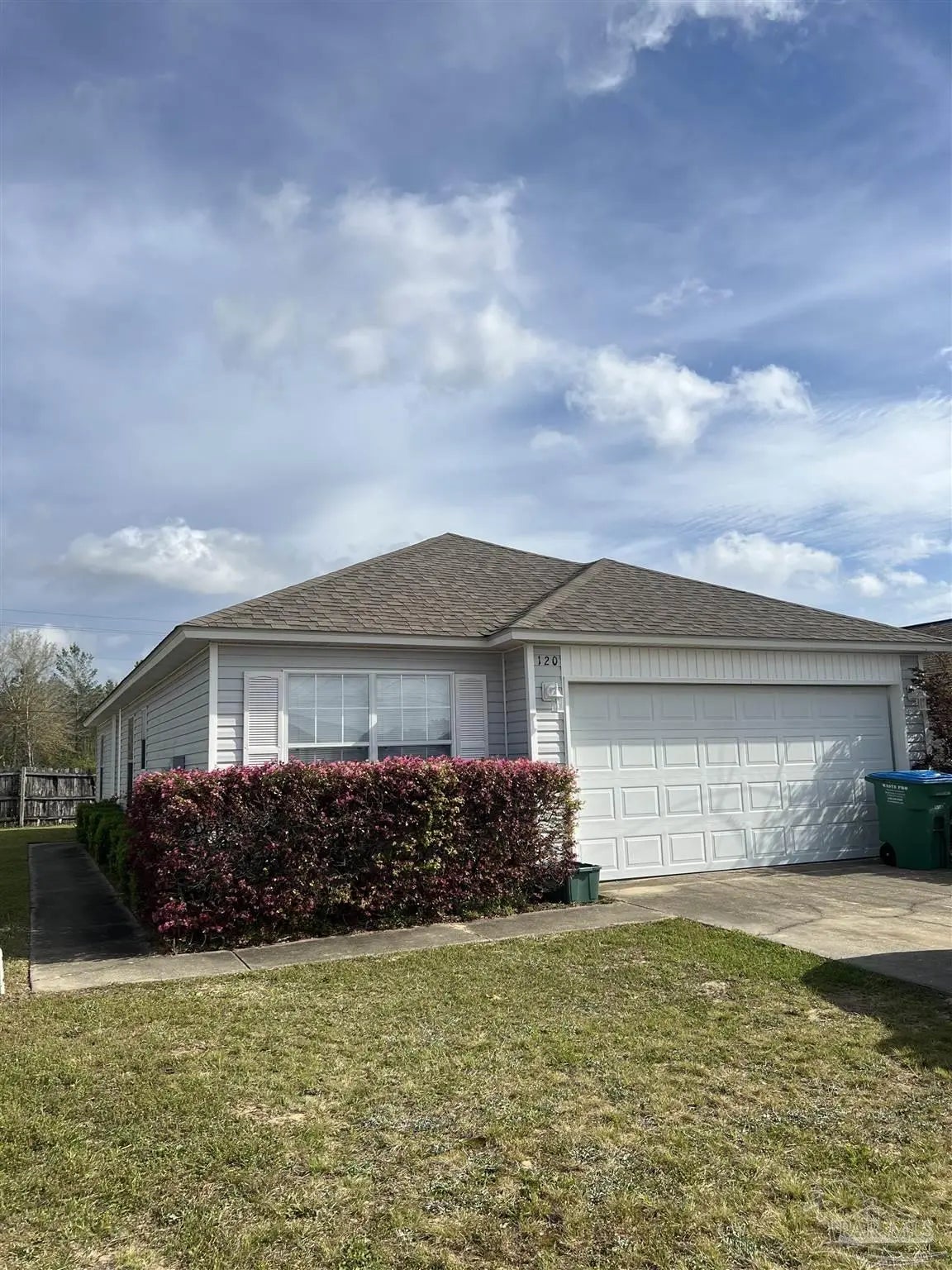 Photo of Listing #667002