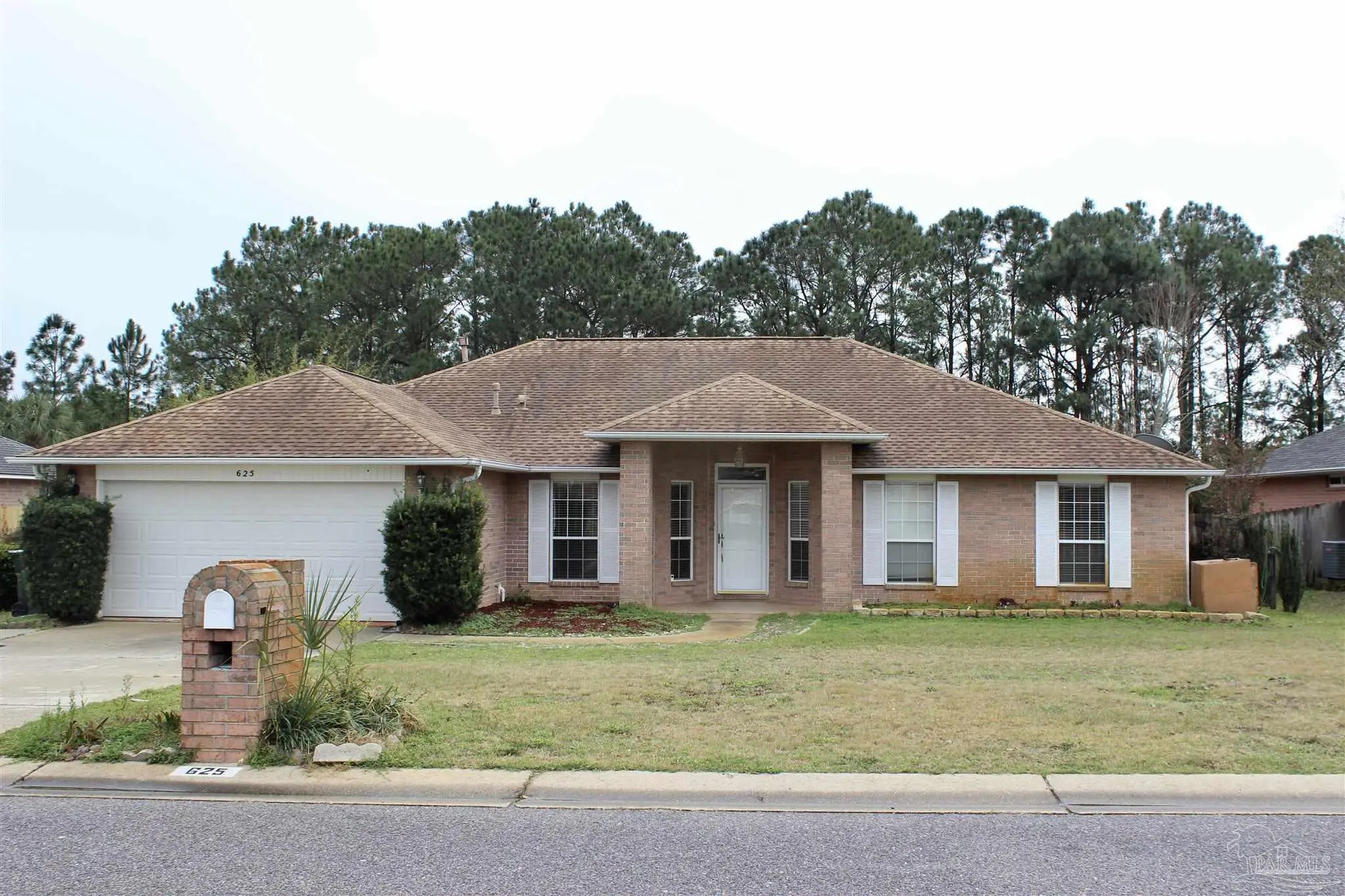 Photo of Listing #678471