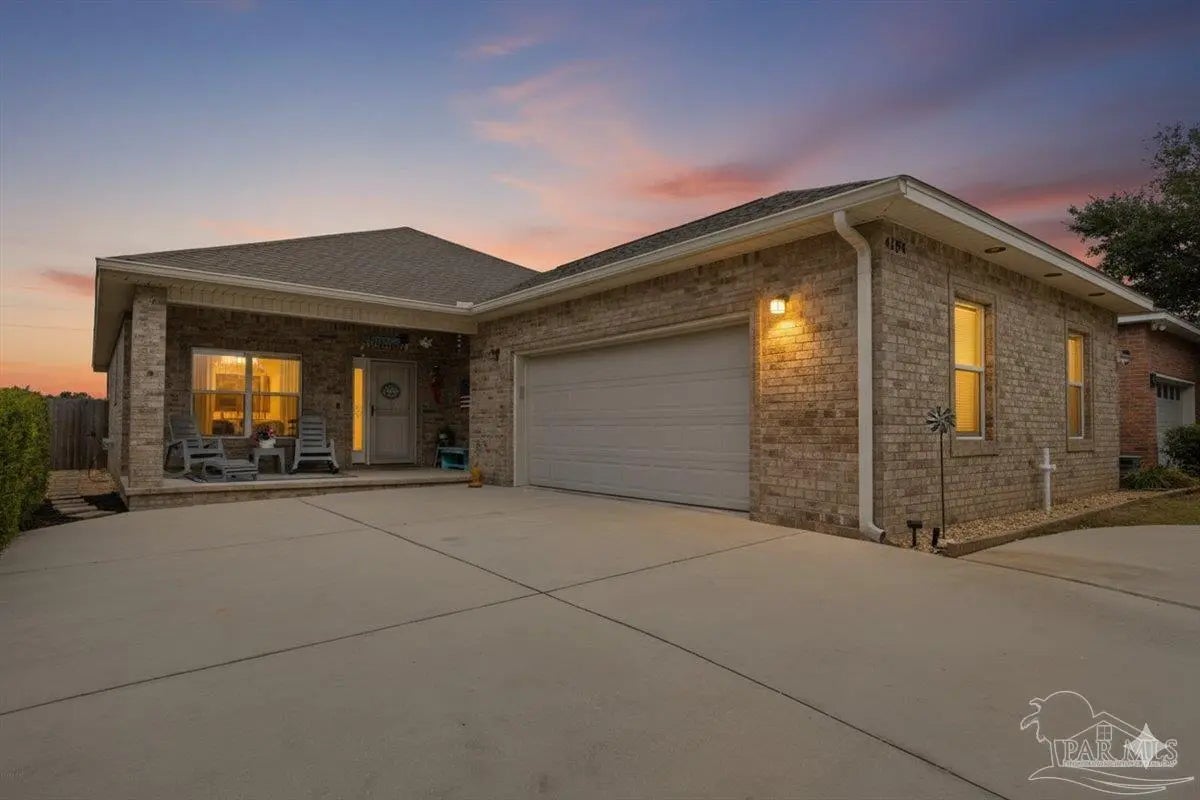 Photo of Listing #677948