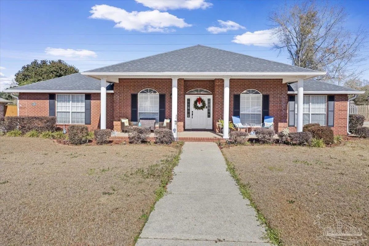 Photo of Listing #677492