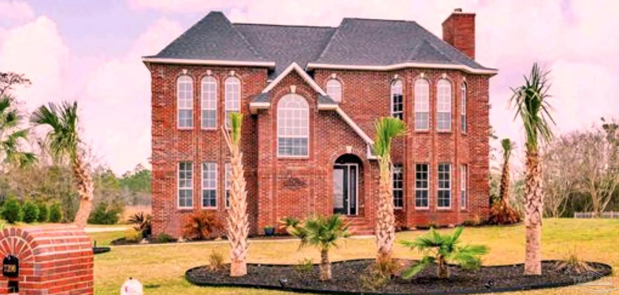 Photo of Listing #680357