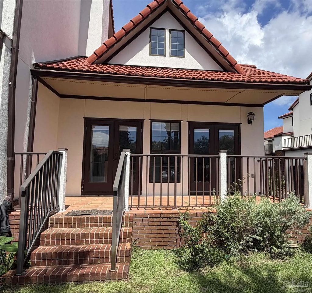 40 Baybridge Dr #j, Gulf Breeze