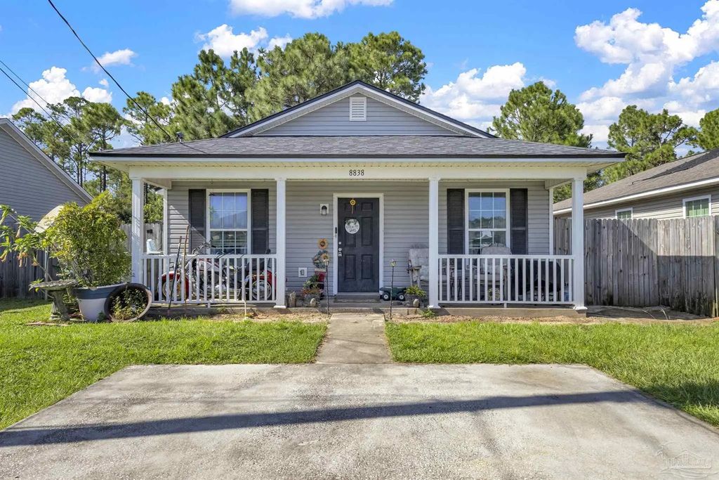 8838 Mary Fleming Dr, Pensacola