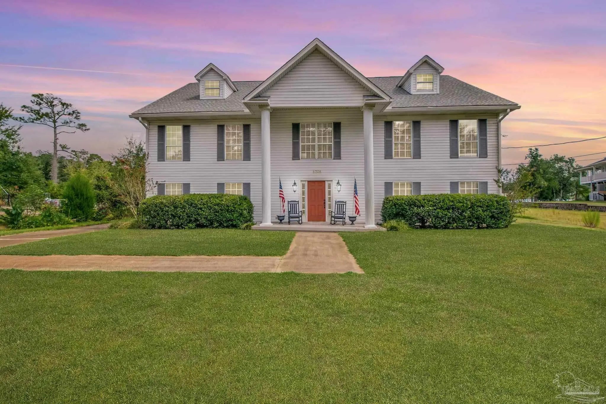 Photo of Listing #670977