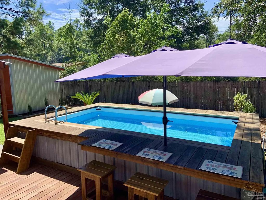 12337 Ailanthus Dr, Pensacola