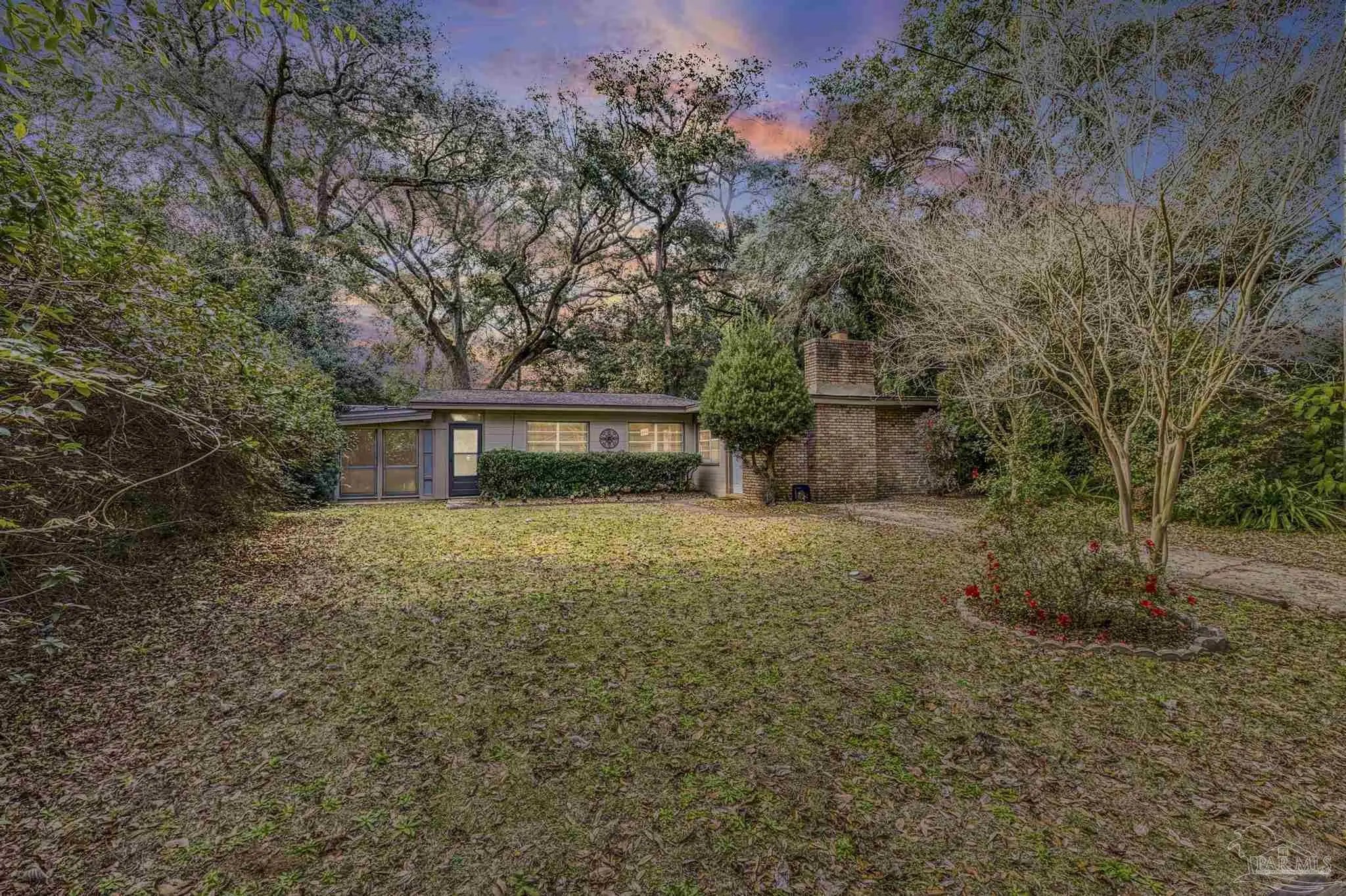 Photo of Listing #676296