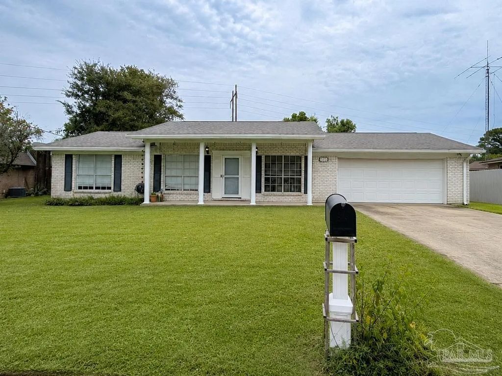 6940 Cabral St, Pensacola