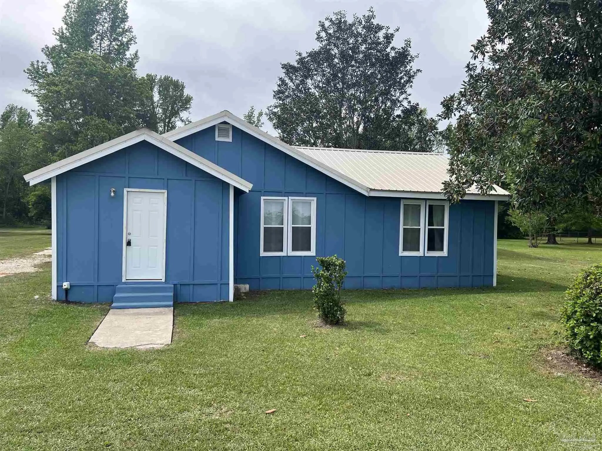 Photo of Listing #680735