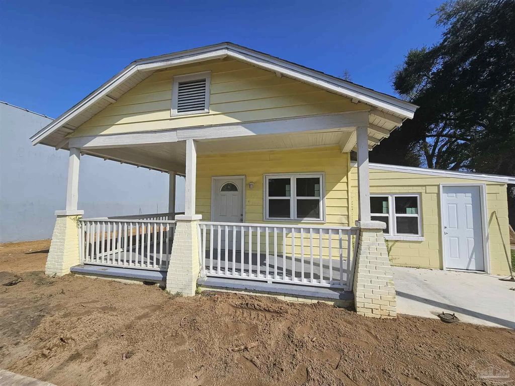 1112 W Cervantes, Pensacola