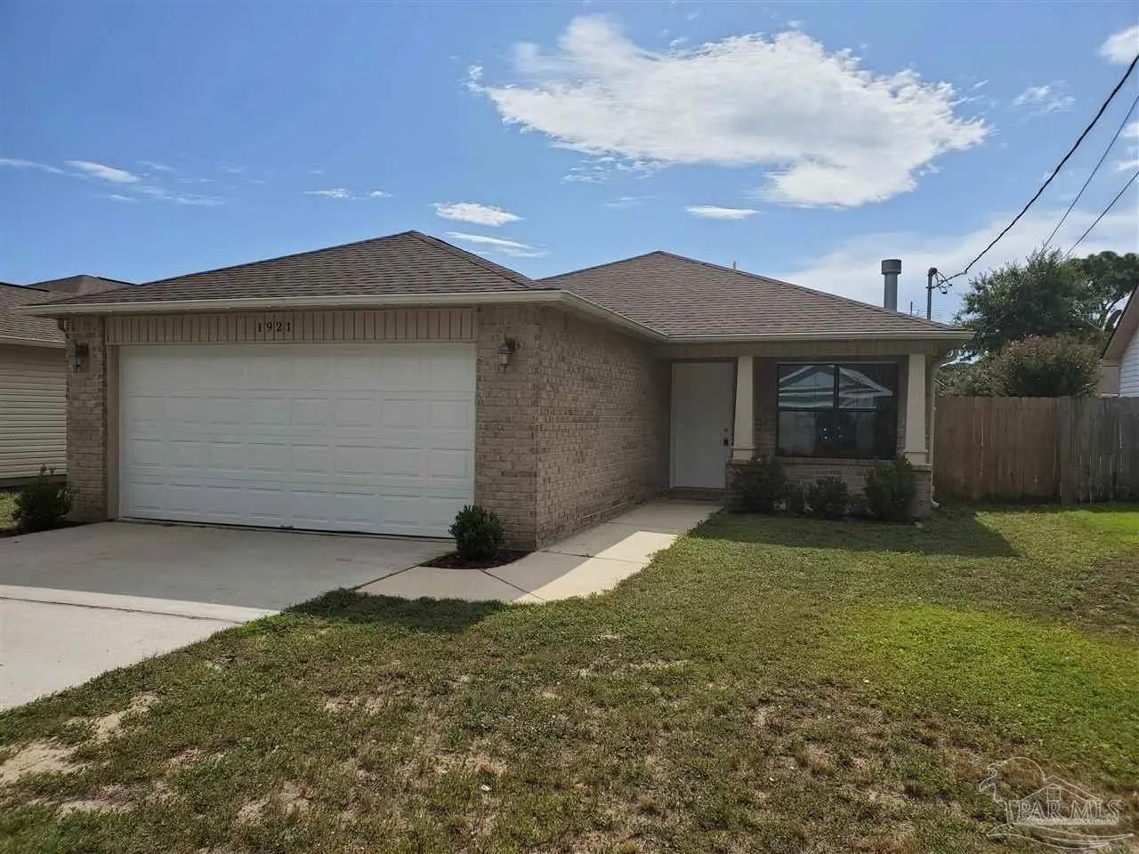 Photo of Listing #676042