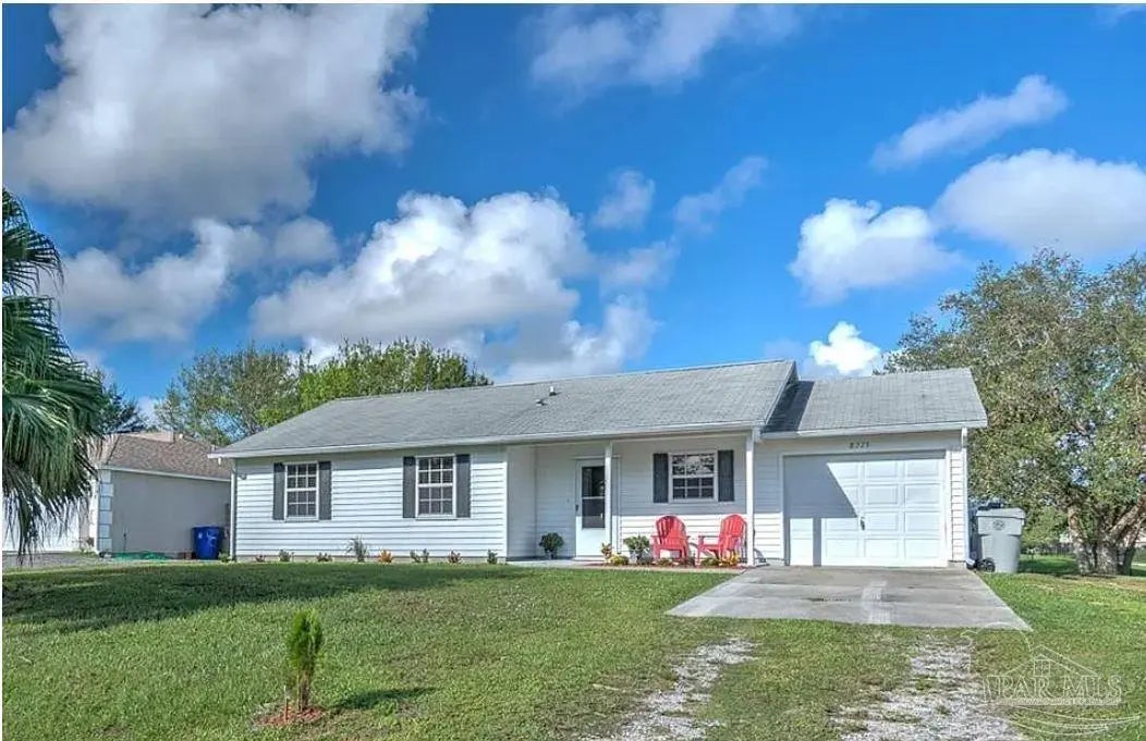 Photo of Listing #677606