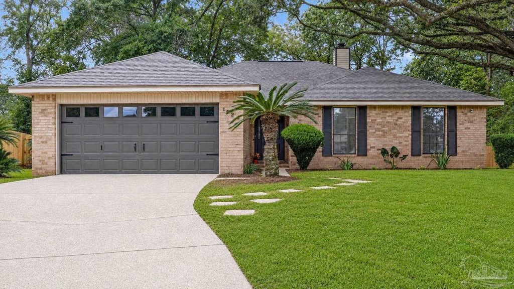 1629 Colwyn Dr, Cantonment
