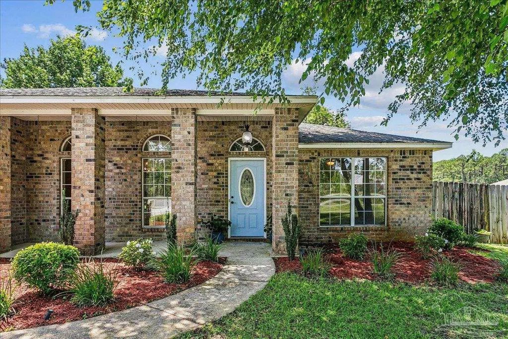 7791 Fenwick St, Navarre