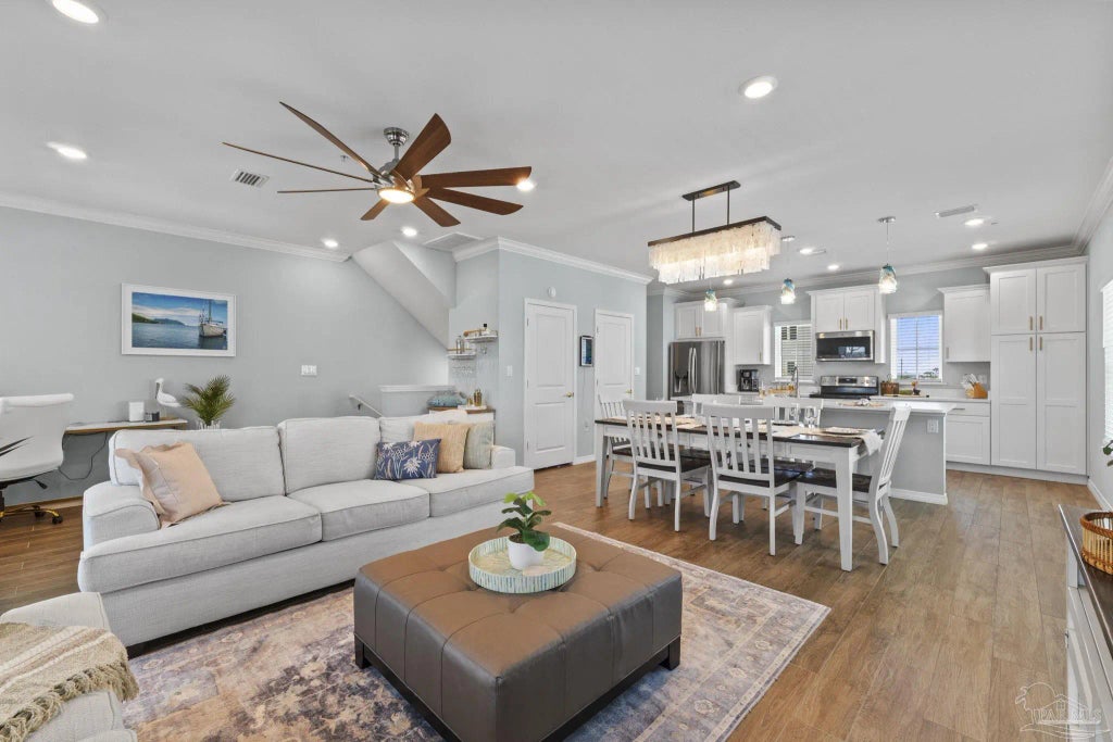 14346 Beach Heather Ct, Pensacola