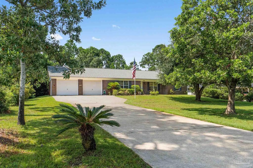 8197 Verdura St, Navarre