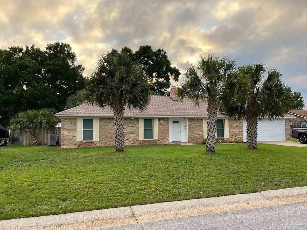 1801 Conway Dr, Pensacola