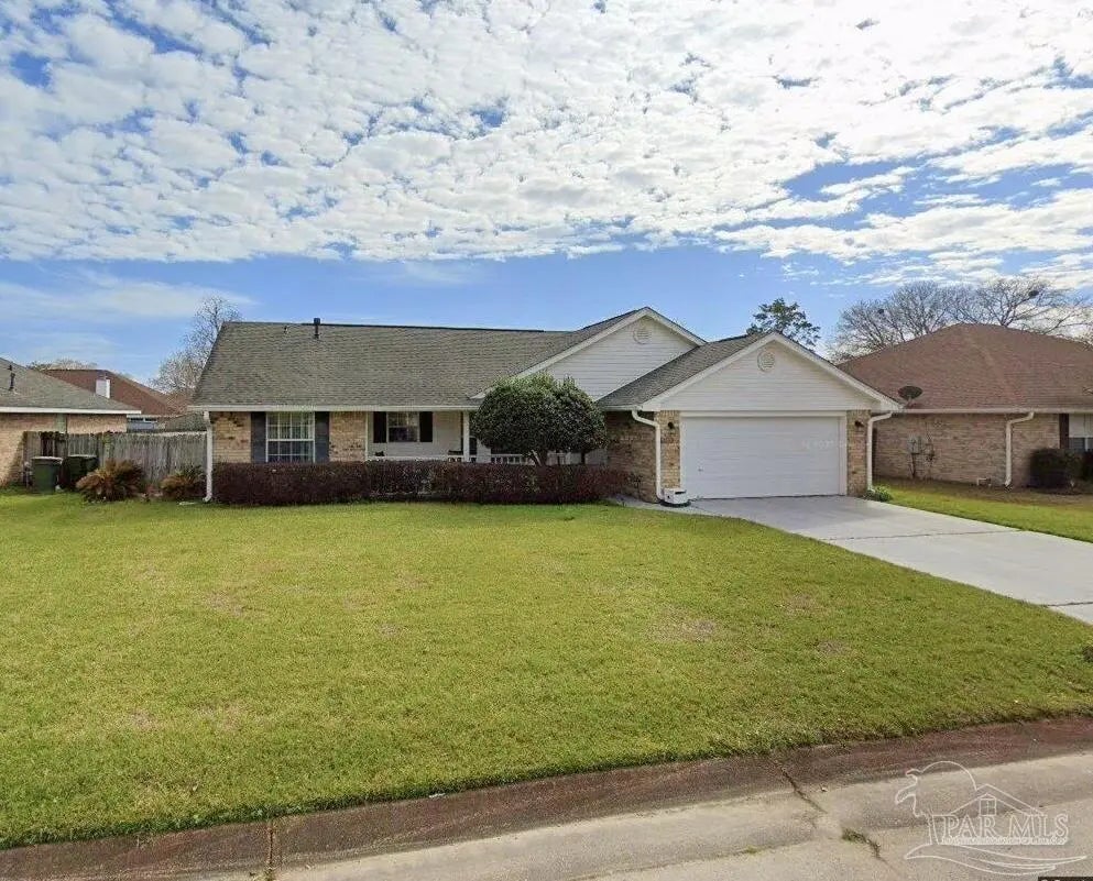 Photo of Listing #675205