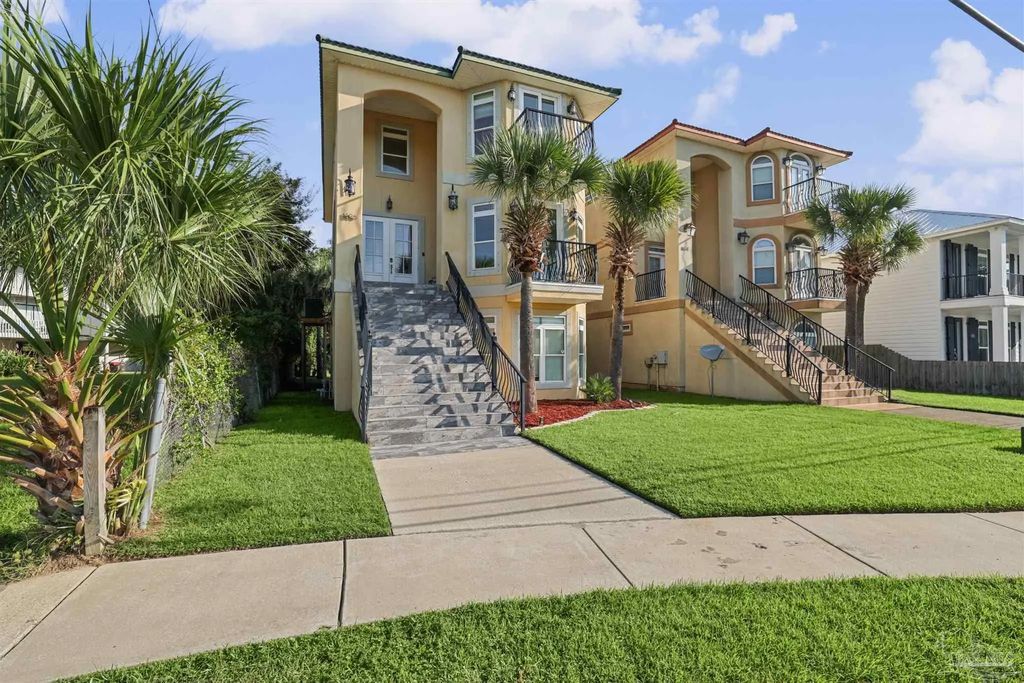 1806 Cypress St, Pensacola